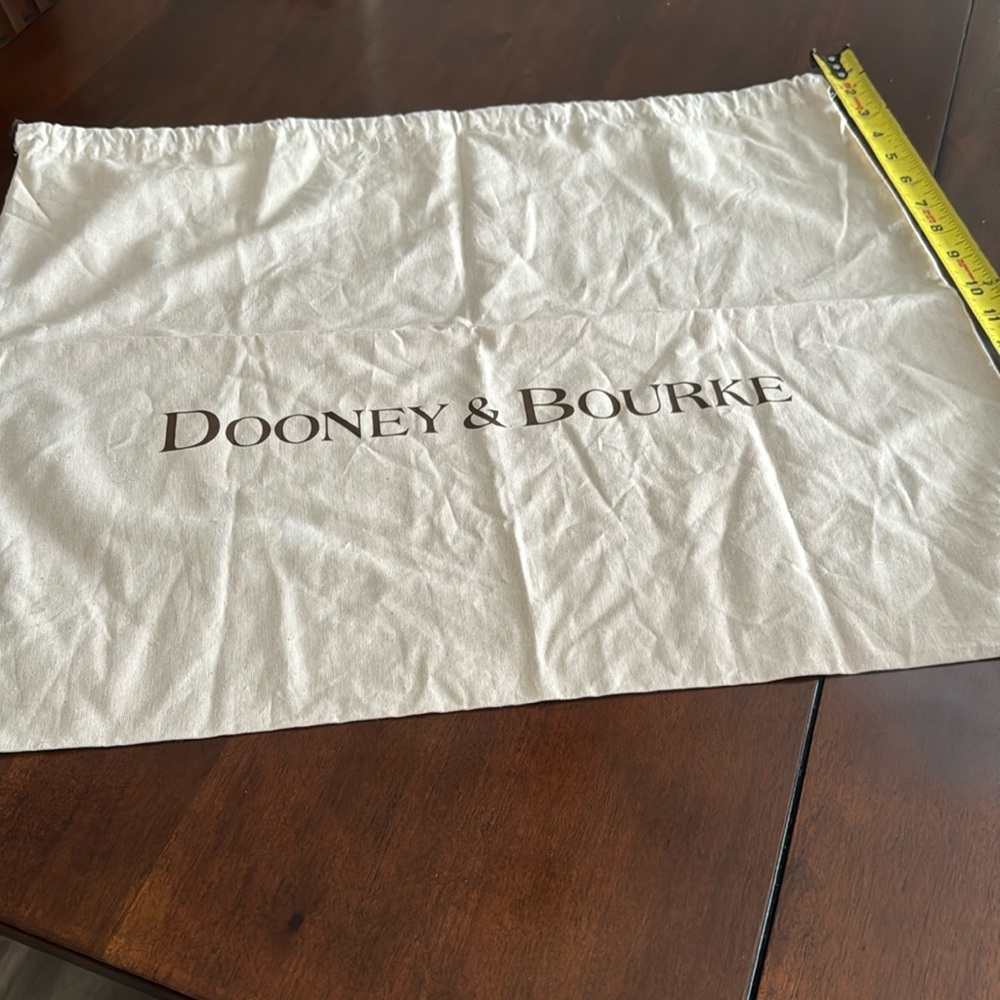 Donney & Bourke large dust bag with string